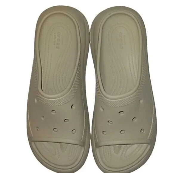CROCS Unisex Crush Platform Slide Sandals in Bone White - Picture 5 of 7